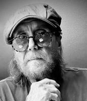Dennis White photo
