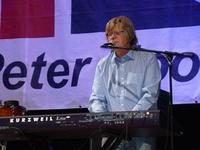 HERMANS HERMITS Peter Noone photo