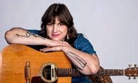Angie Lynn photo