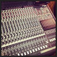 Geneus Production/ MakeupTheMusic Publishing photo