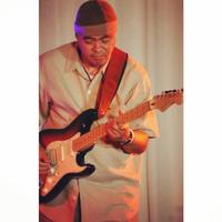 Johnny Alegre photo