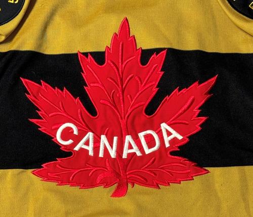 Profile photo Canada_Leaf_2.jpg