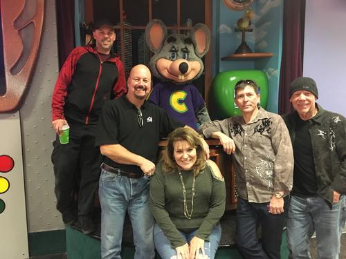 Profile photo With_Chuck_E.JPG