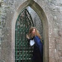 Fae Wiedenhoeft photo