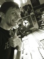 Jon Henri photo