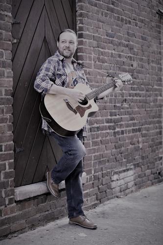 Profile photo IMG_5765_CR2-Slate.jpg