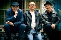 Bob Double U Band photo