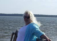 Ronni Right photo