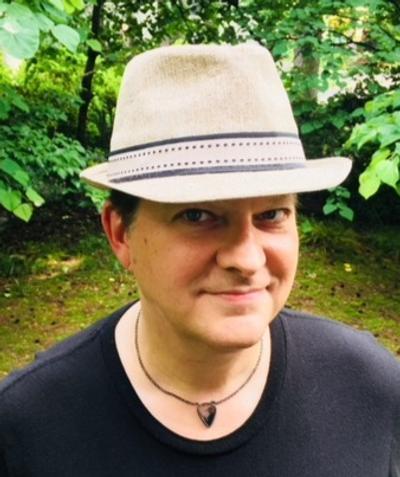 Profile photo BD_hat.JPG