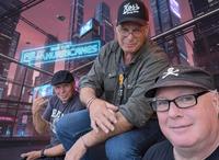 Felix and the Hurricanes photo