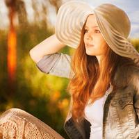 Madison Stuart photo