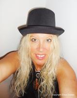 ELISA DUWEZ photo