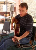 Tom Hanlon photo