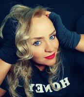 Karla lynette photo
