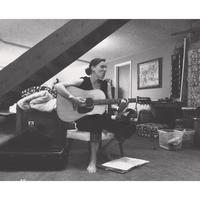 Kat Mills photo