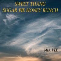 Mia Vee photo