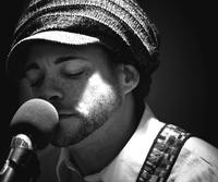 Adam Payne photo