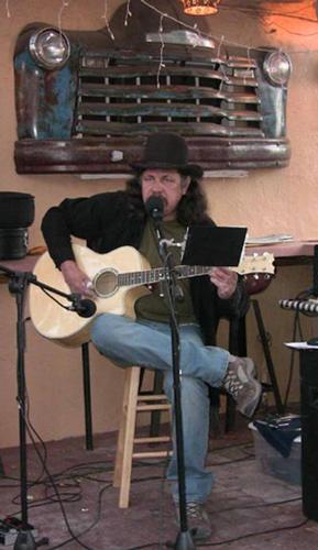 Profile photo 1325391906_ErikatCowgirl2011.JPG