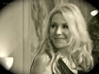 Sara Laine photo