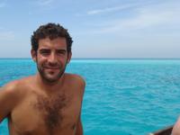 AL- noskme photo