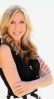 Stephanie Jakes photo