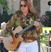 Tonya Wood photo