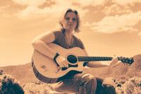 Kim Smith photo