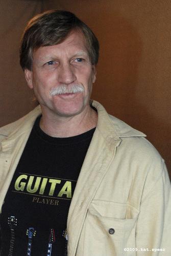 Profile photo 19245_229092768564_518328564_3202124_6287382_n_1264993336.jpg