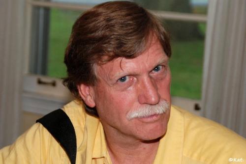 Profile photo 19245_229092743564_518328564_3202122_6815235_n_1264992795.jpg