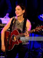 Elizabeth McGovern photo