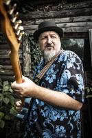 AG Weinberger - The Transylvanian Guitar Man photo