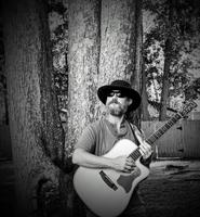 Whiskey Graves photo