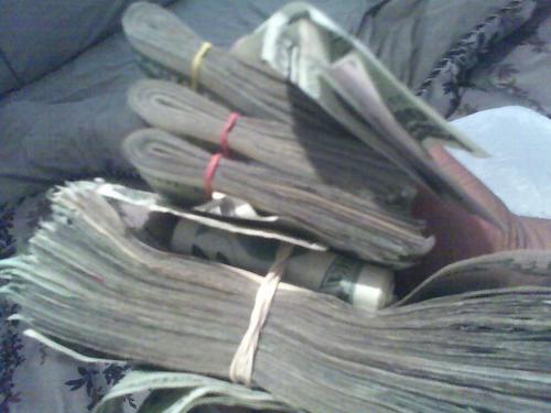 Profile photo 1316729312_money454082807033215.jpg