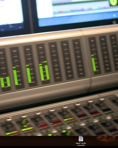 Profile photo 1389122391_MIX_DESK_CROP.jpg