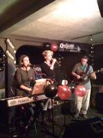 AlicebanD photo