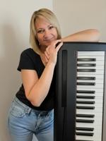 Annika Vitolo (Classic Keys With Annika) photo