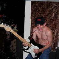 Six-String Slim photo