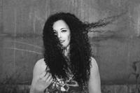 Julie Curly photo