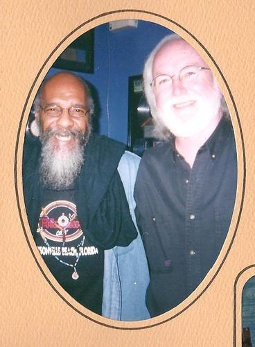 Profile photo Richie_havens___Larry_Mangum___2002_1300717327.jpg