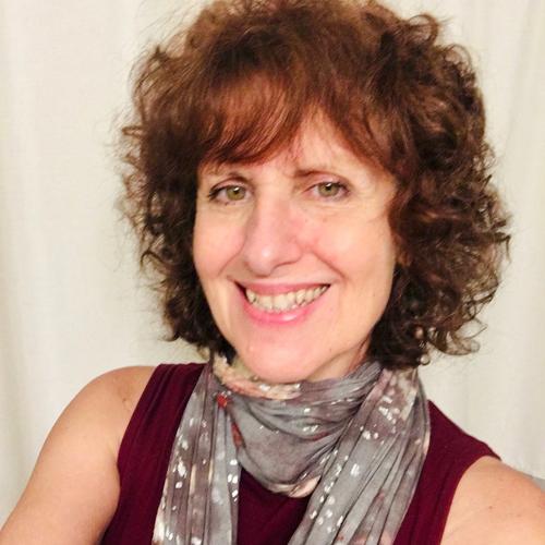 Profile photo Queenie_Mullinix_Headshot.jpg