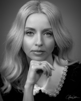 Elena Qarooni photo