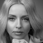 Elena Qarooni