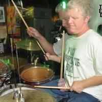 Social Spit photo