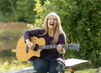 Julie Kinscheck photo