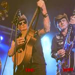 !! the Outriders - real LIVE jukebox !!